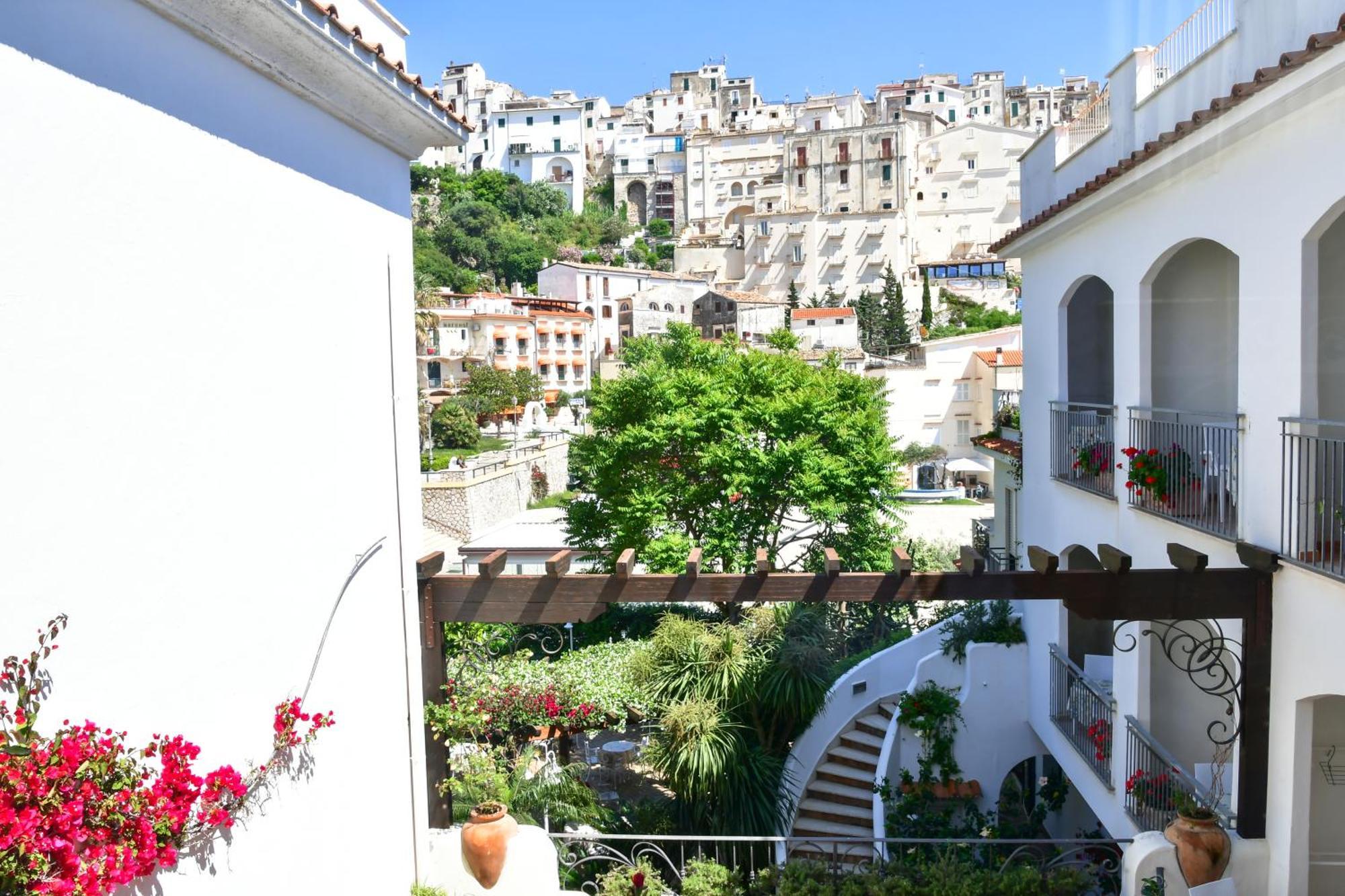 Hotel Aurora Sperlonga Luaran gambar