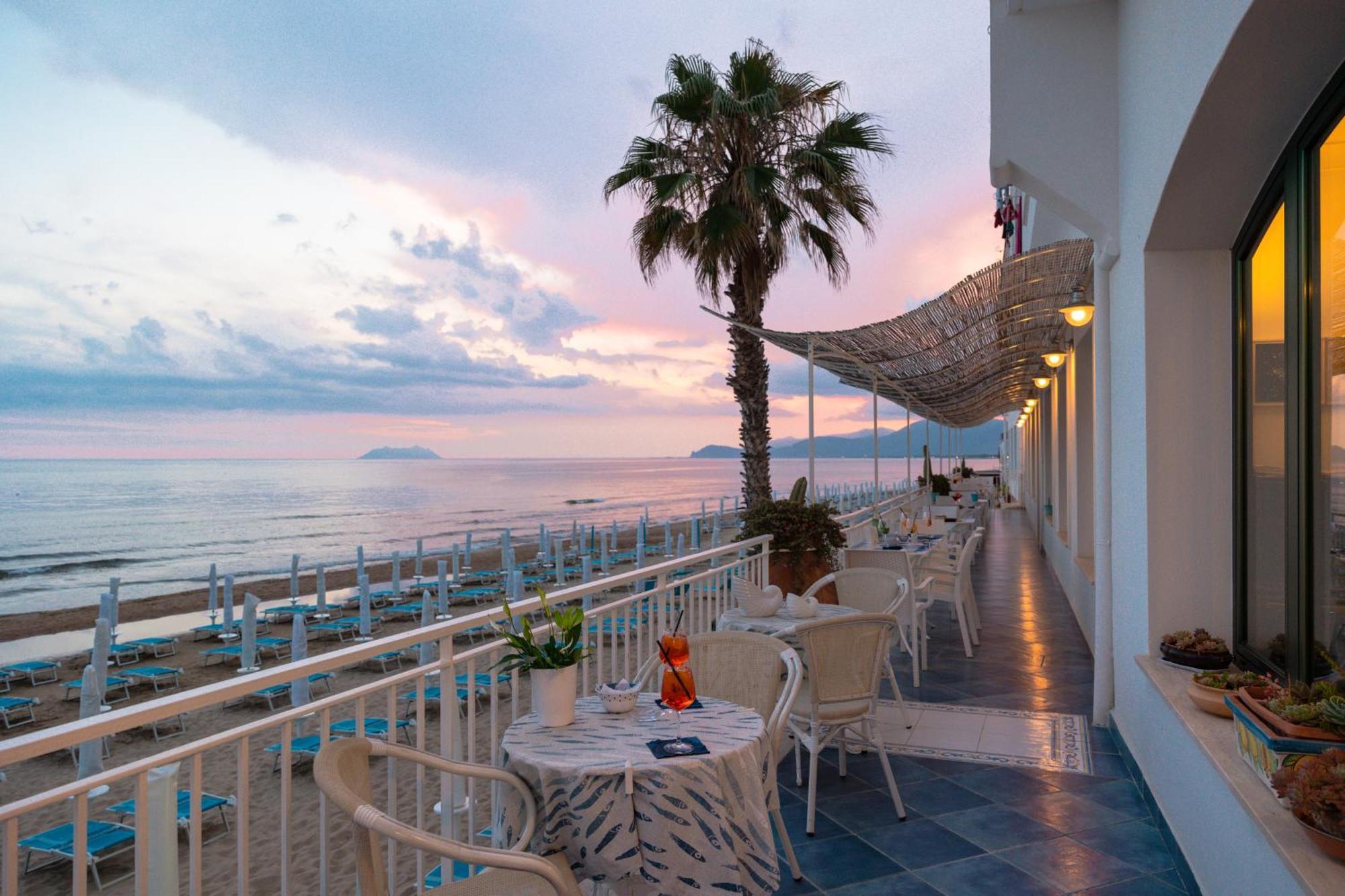 Hotel Aurora Sperlonga Luaran gambar